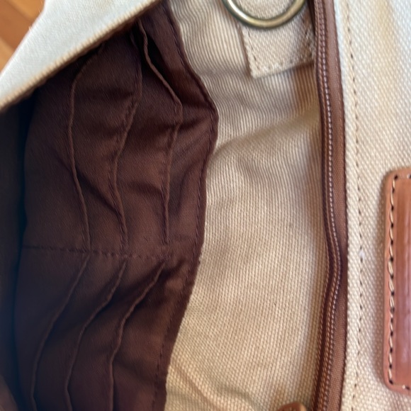 Make Love Not Trash Crossbody Purse - Picture 4 of 9